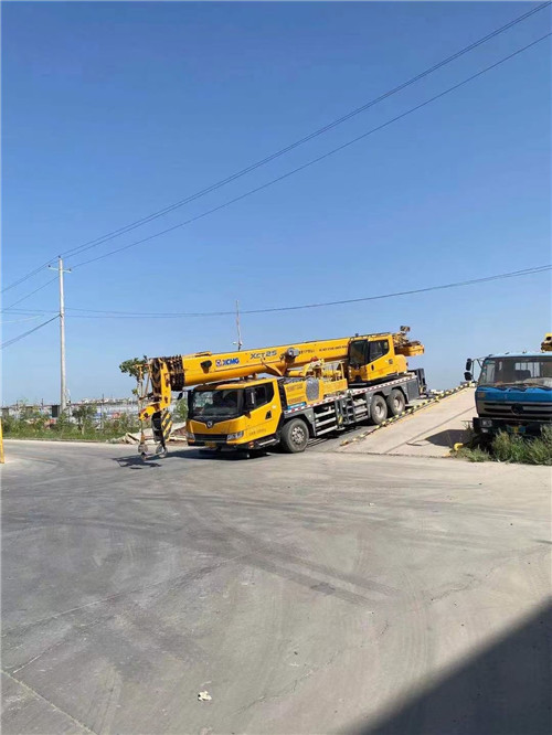 晋江市吊车作业时，可能会产生哪些额外收费项目？