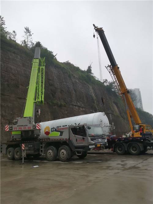 晋江市“不怕风雨冻”—— 吊车的 “恶劣环境适应” 技术